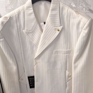 Elegant White Pinstripe Men's Suit
